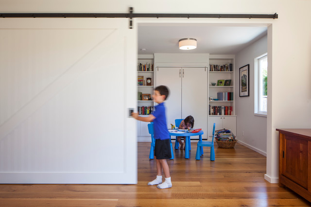 Peninsula Remodel modern-kinderzimmer