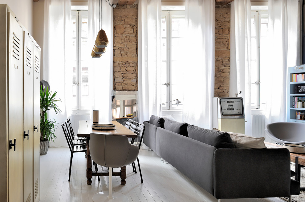 Home design - contemporary home design idea in Lyon