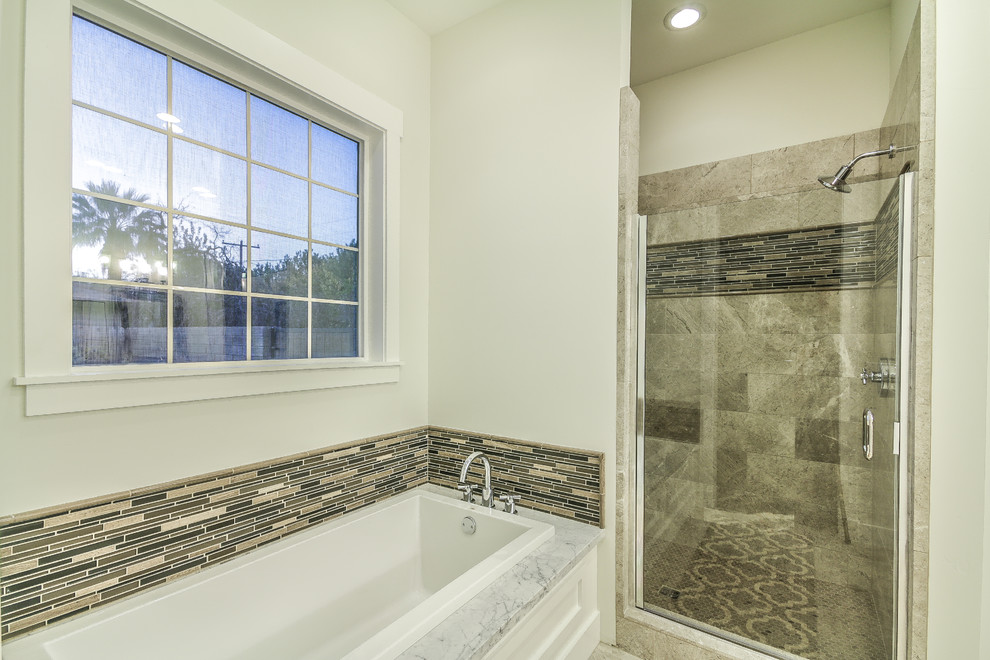 Inspiration for a transitional bathroom remodel in Phoenix
