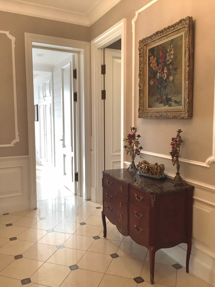 Recreating the Interior of the Chekhov’s Period in a Suburban Residence