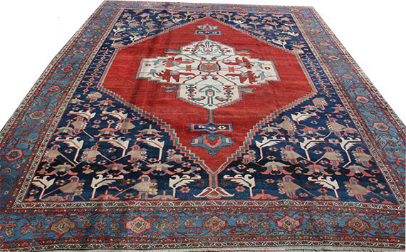Consigned Antique 12'x15' Persian Serapi Area Rug