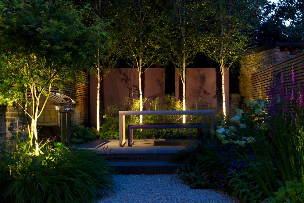 Design ideas for a contemporary garden in London.