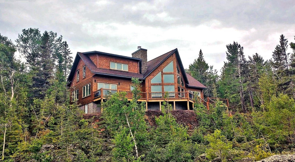 Copper Harbor Lake Home
