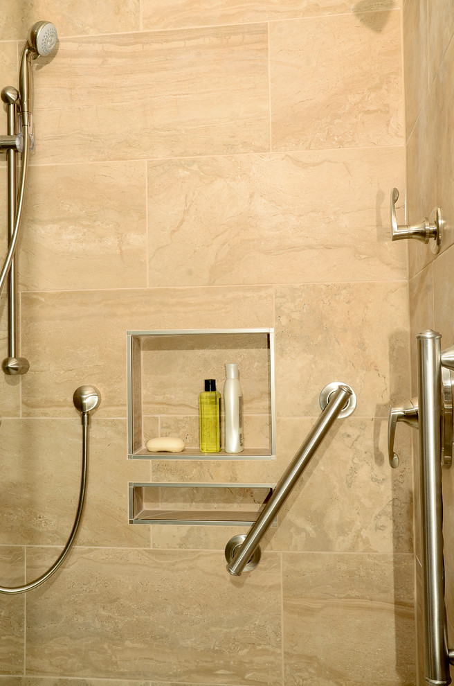 Home design - small transitional master brown tile and porcelain tile porcelain tile home design idea in Ottawa with shaker cabinets, dark wood cabinets, a two-piece toilet, beige walls, an undermount sink and solid surface countertops