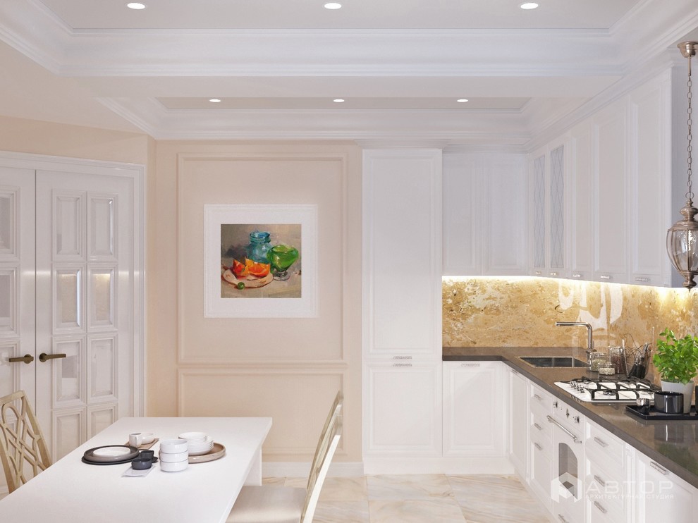 Классика с роялем (квартира в центре Петербурга)