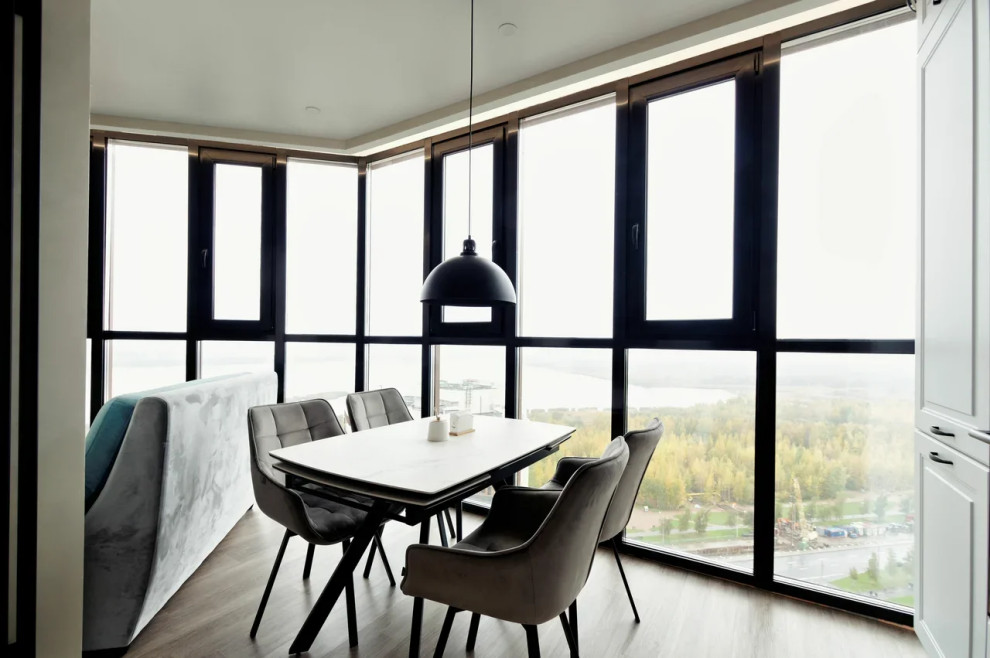 Двухуровневая квартира с видом на озеро Лахта