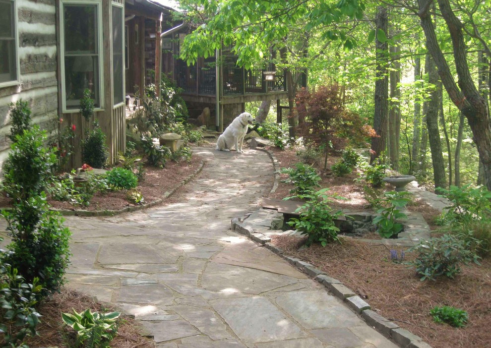 Inspiration for a rustic front yard landscaping.
