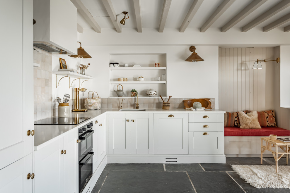 Inspiration for a beach style kitchen in Devon.
