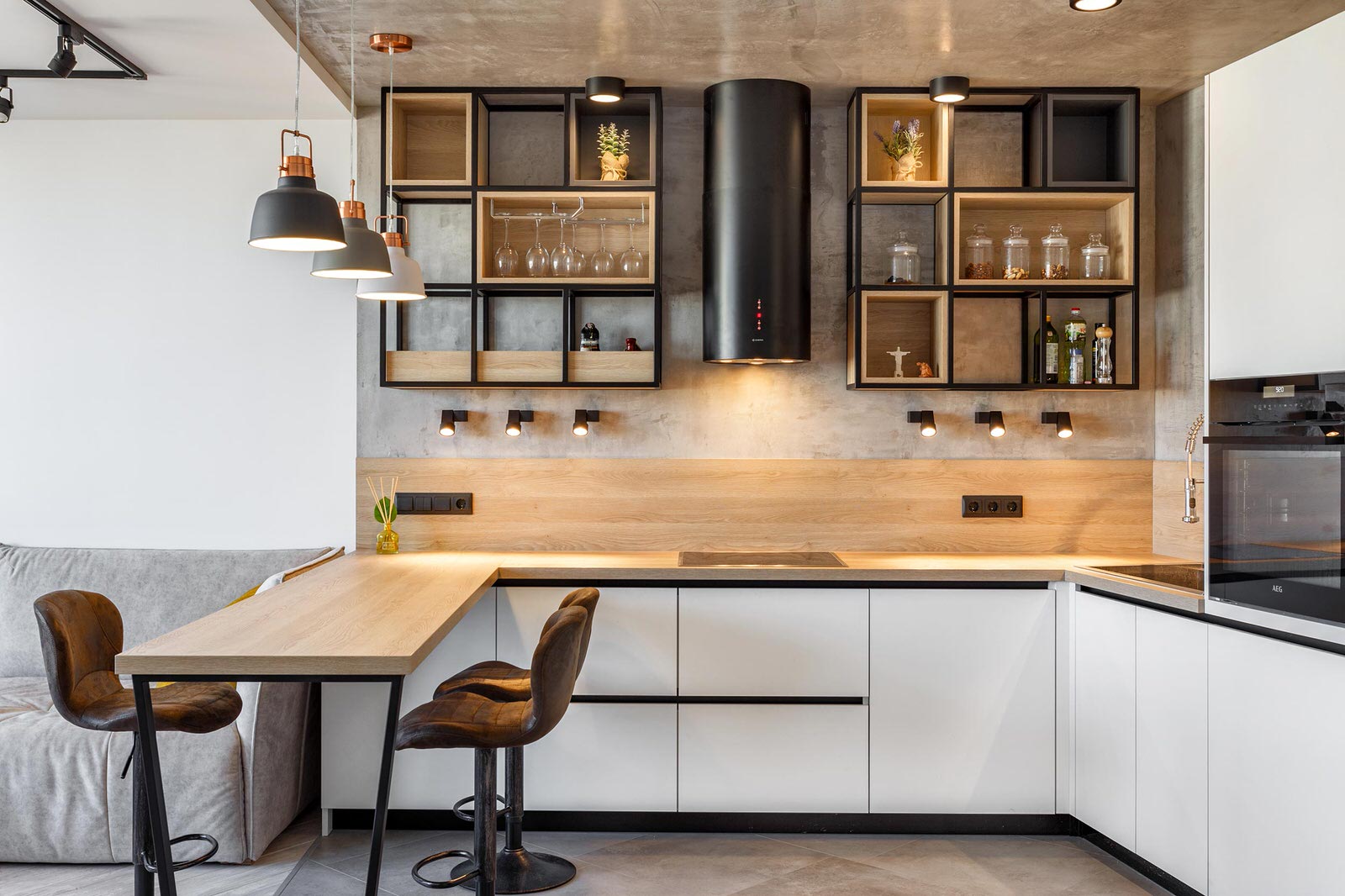 Белая кухня