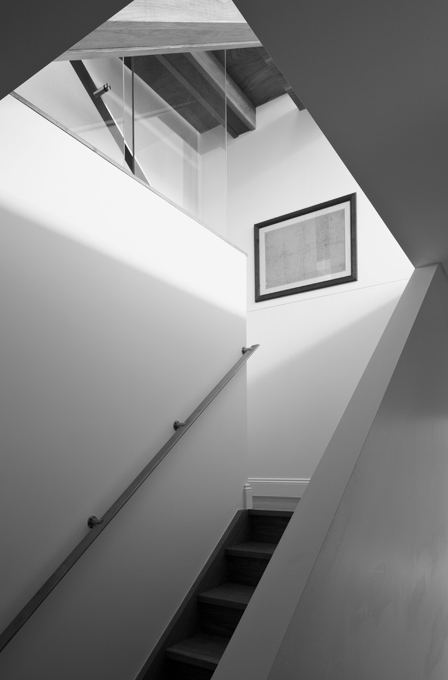 This is an example of a modern staircase in Brisbane.