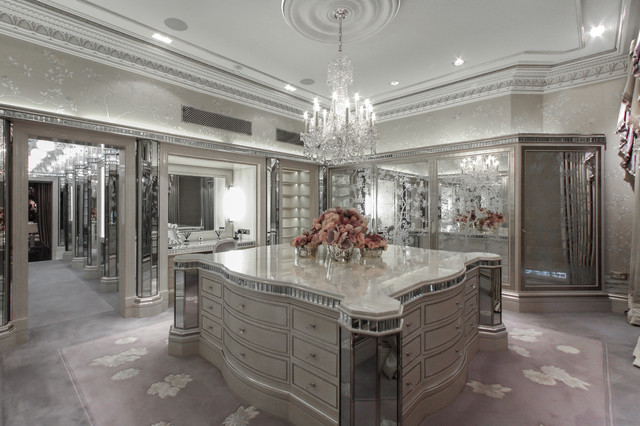 Classical New-Build Mansion nyklassisk-foervaring-och-garderob