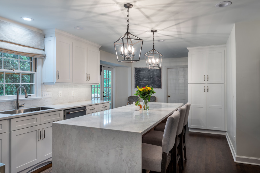 Inspiration for a transitional kitchen remodel in Atlanta
