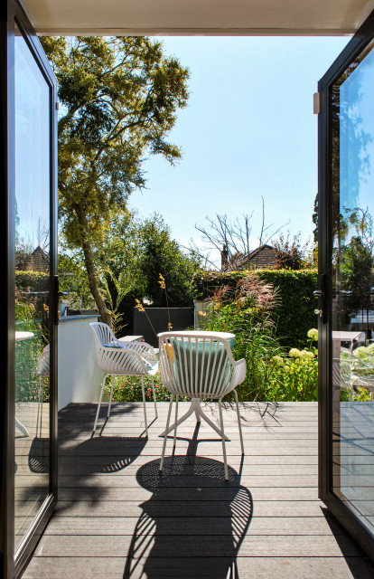 Bungalow Transformation modern-landscape