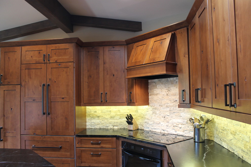 Large transitional home design photo in Denver