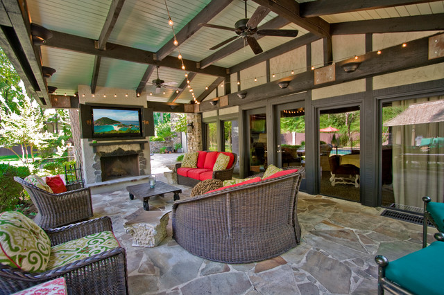 Outdoor Entertainment Area - Traditional - Patio - Little Rock ...