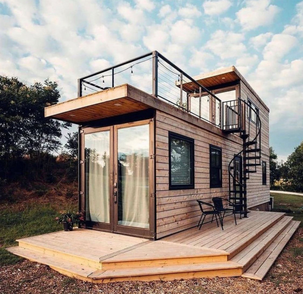 Home design - rustic home design idea in Los Angeles