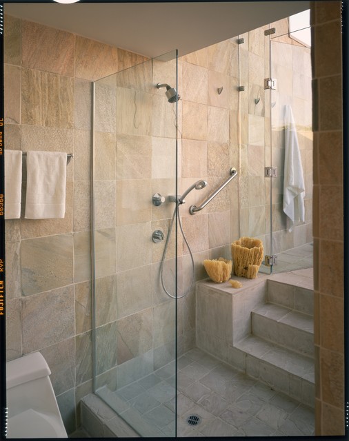 Indoor/outdoor bathing contemporary-bathroom