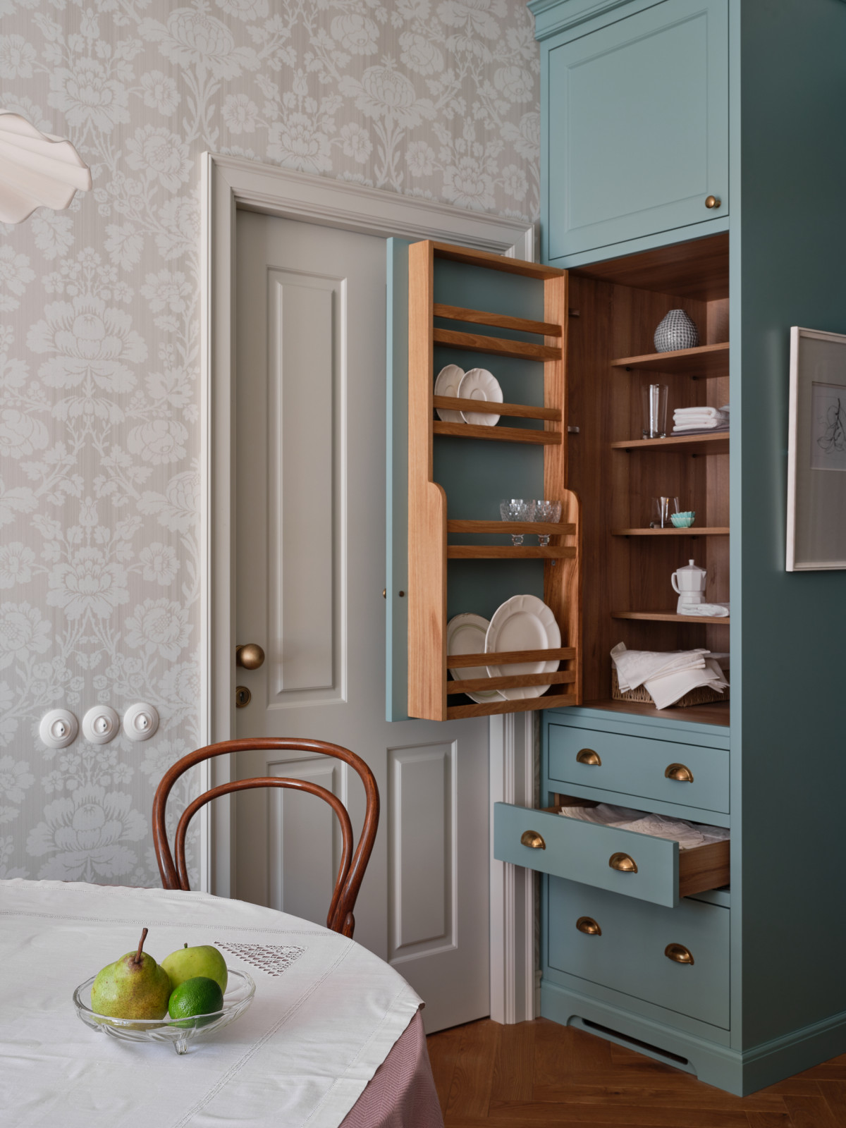 Публикация в ELLE (октябрь 2022)