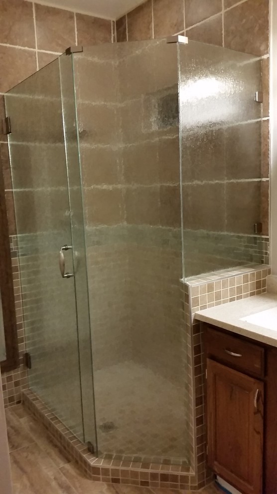 Inspiration for a transitional bathroom remodel in Phoenix