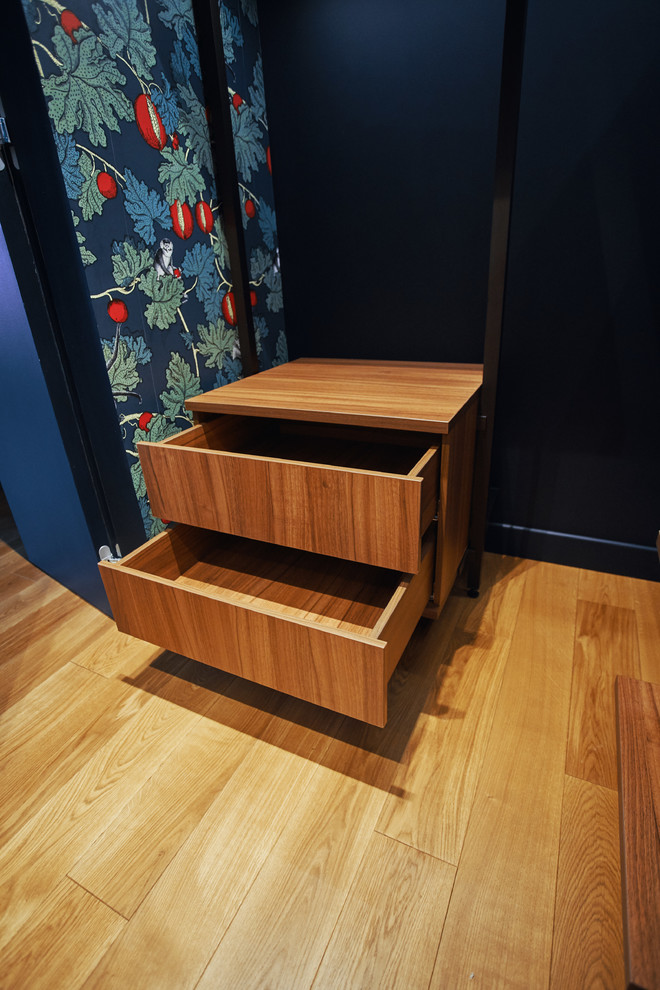 raumplus в интерьере квартиры на Минской, гардеробная UNO спальня