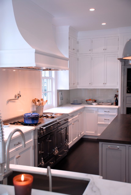 Meadow Traditional traditional-kitchen