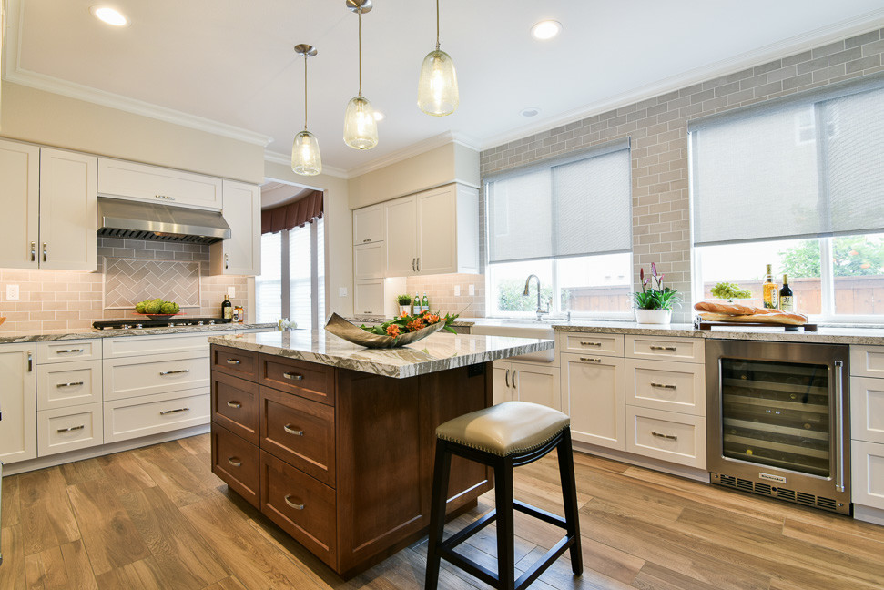 Transitional kitchen photo in San Diego