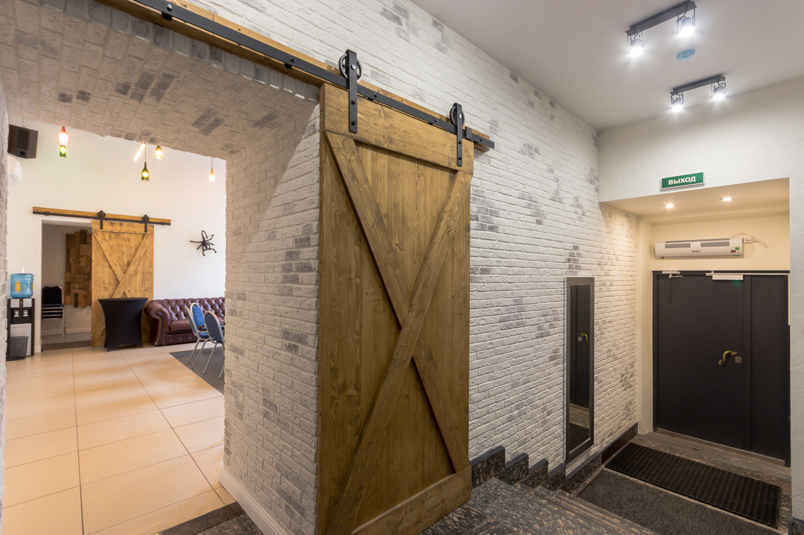 Белый лофт. Санкт-Петербург