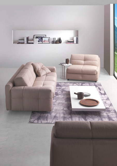POL74 Mod. Piuma contemporary-living-room