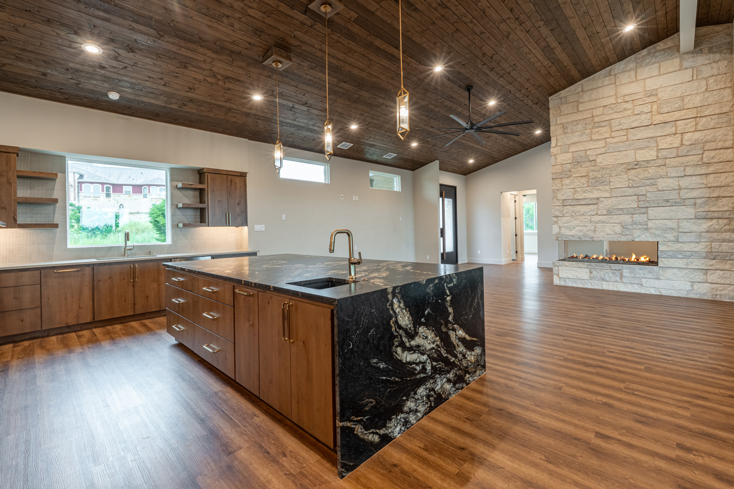 Modern Zen: 2,984 ft², 3 BR/2.5 BA/1 ST home