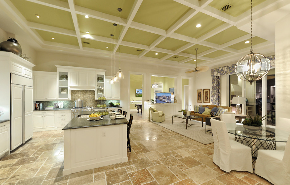 This is an example of a traditional kitchen in Tampa.
