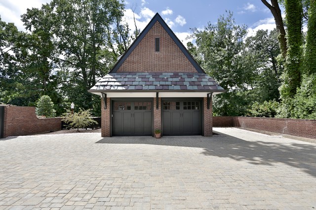 Brick Garage with Slate Roof - Traditional - Granny Flat 