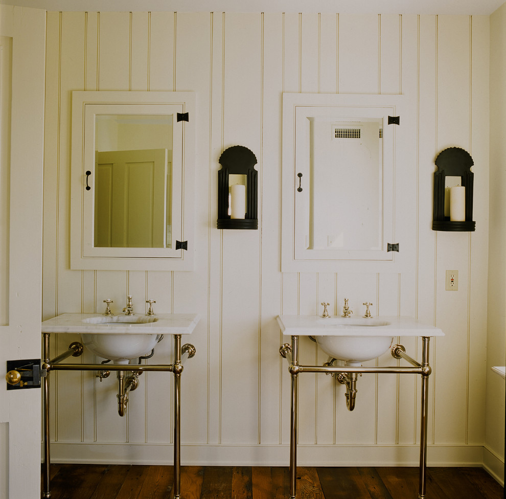 Dressing Rooms & Baths