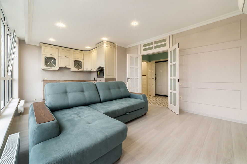 Двух-комнатная квартира в ЖК Раз Два Три (Сочи) в мятных тонах