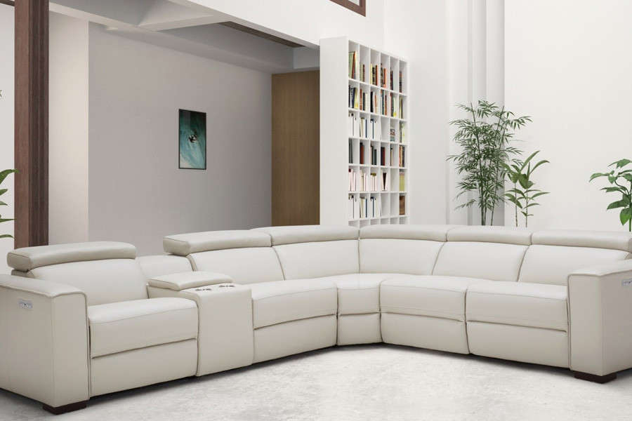 Modern living room.