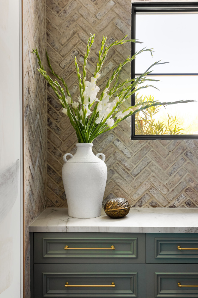 Inspiration for a transitional home design remodel in Phoenix