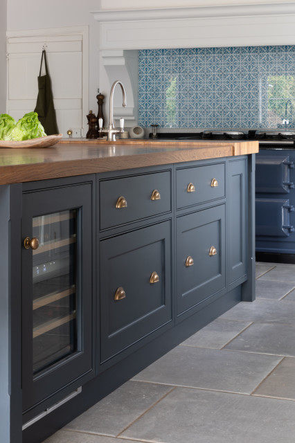 Traditional Country Hand Painted Framed Kitchen traditional-kitchen