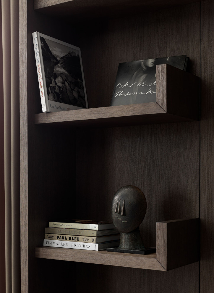 Полки в гостиной