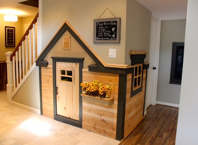 Example of an arts and crafts gender-neutral playroom design in DC Metro