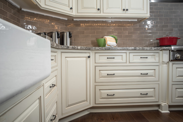 Westridge, Ca. american-traditional-kitchen