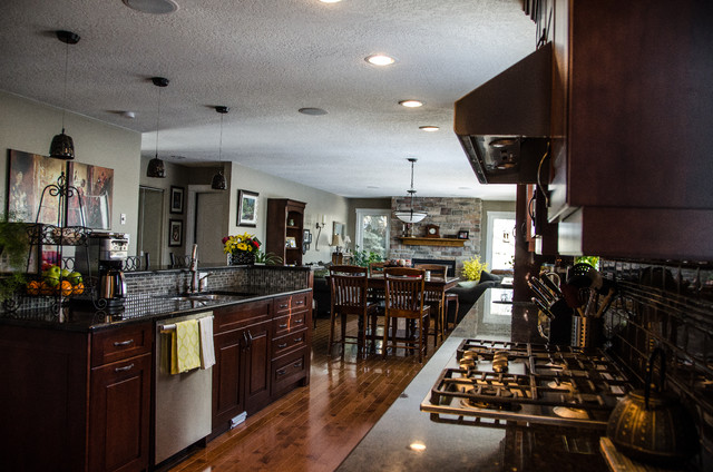 Pineview transitional-kitchen