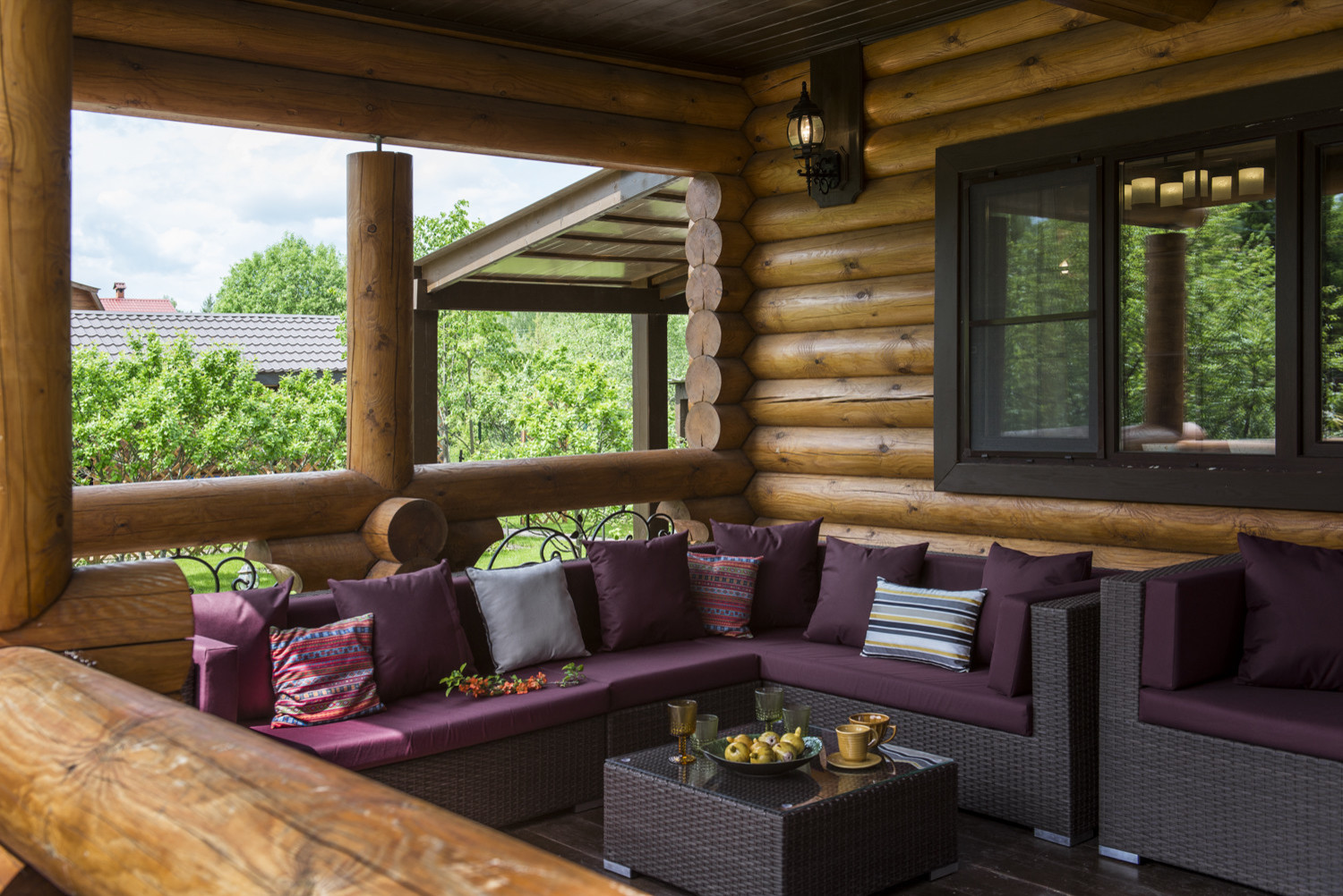 В гостях: Сруб с африканскими мотивами под Истрой