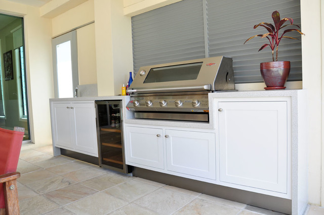 Kitchen's clasico-renovado-patio