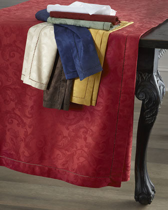 SFERRA 70" x 90" Oblong Table Cloth