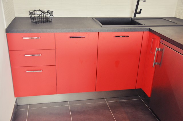 Cuisine compacte sur mesure modern-kitchen