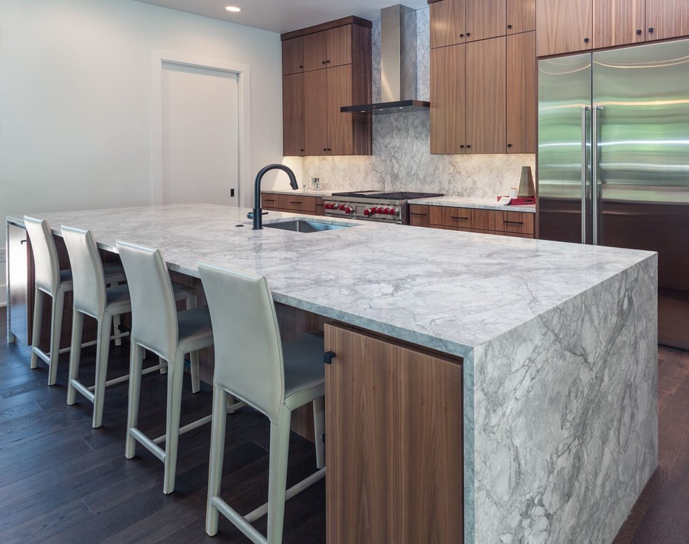 Kitchen - kitchen idea in Orange County