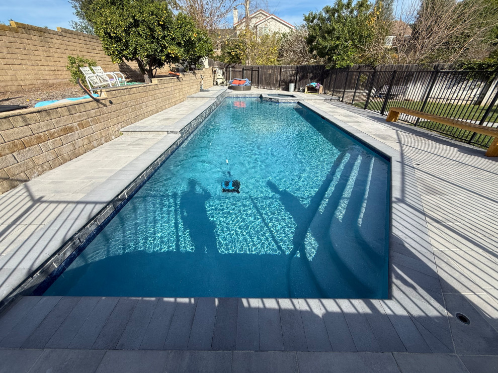 Aqua White - Mini Pebble Finish
