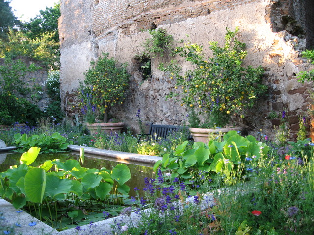 Torrecchia Vecchia landhausstil-garten