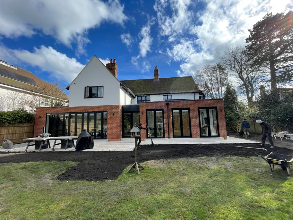 Contemporary home renovation in Leadborough Lane