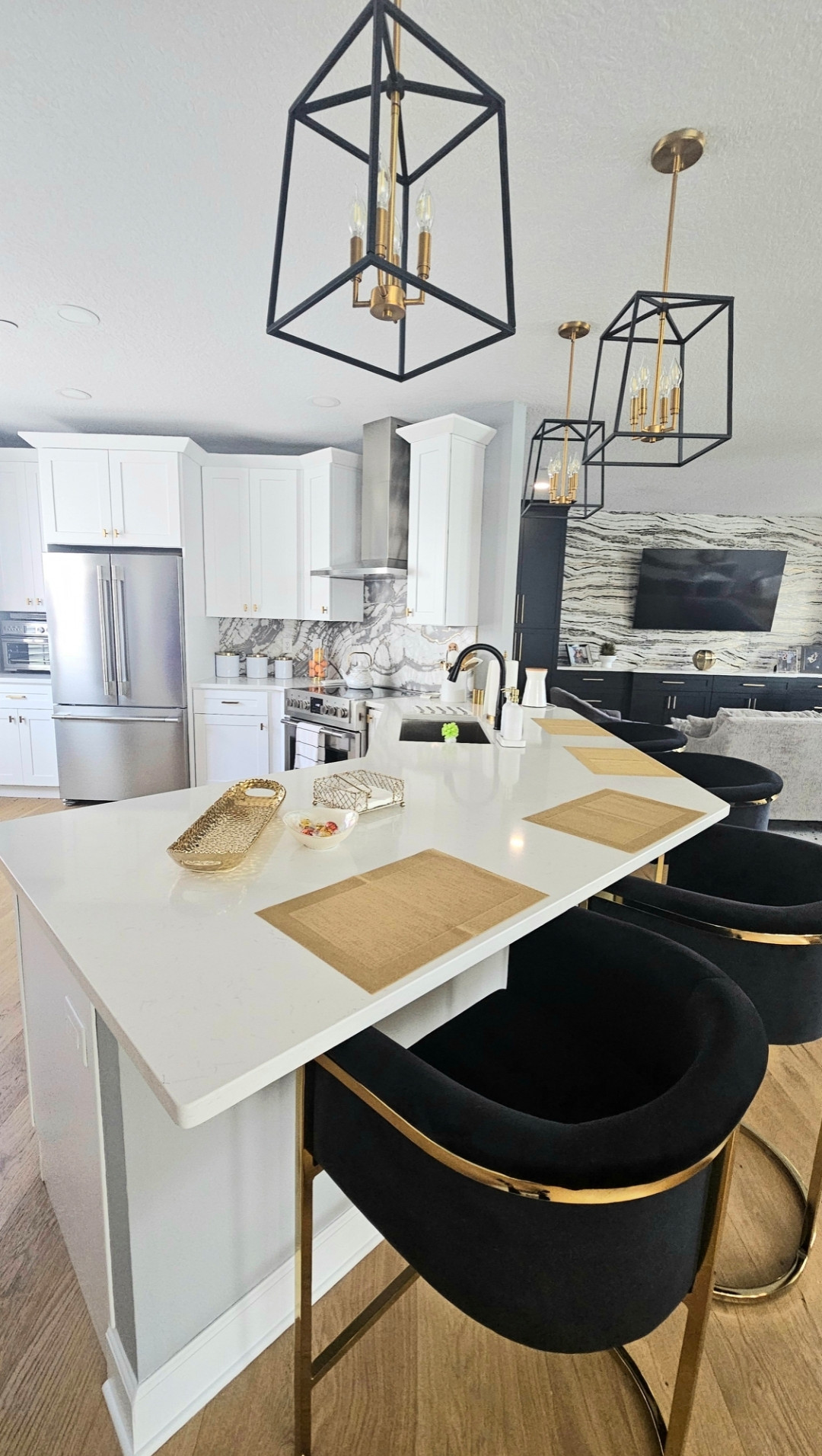 Glam elegance