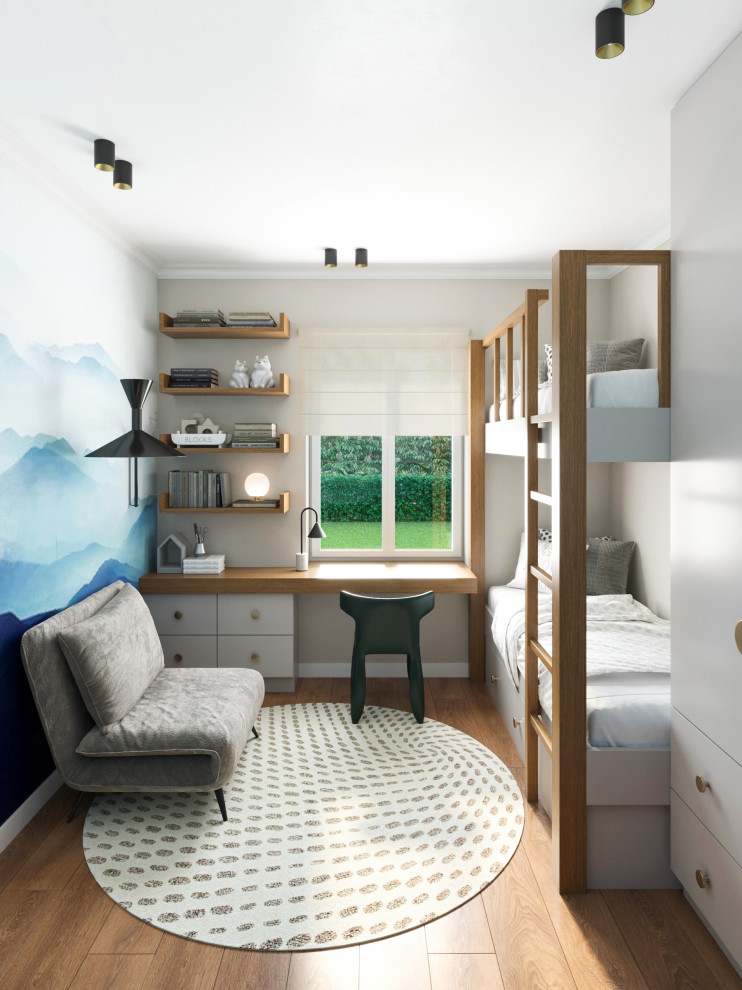 Idées déco pour une petite chambre de garçon de 4 à 10 ans moderne avec un mur beige, parquet foncé et du papier peint.